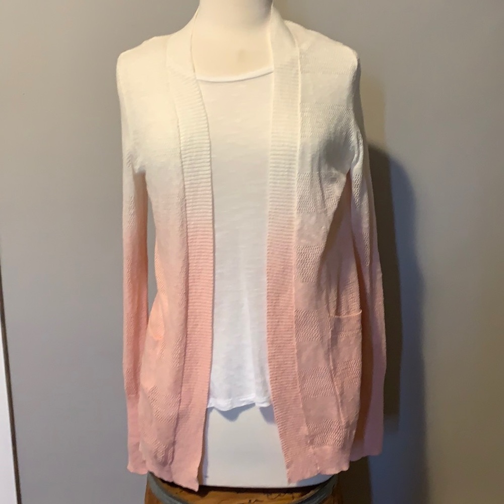Like new! Ombré Light weight cardigan